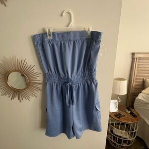 NWT Édite Mode Blue Blush Strapless Romper Size Small